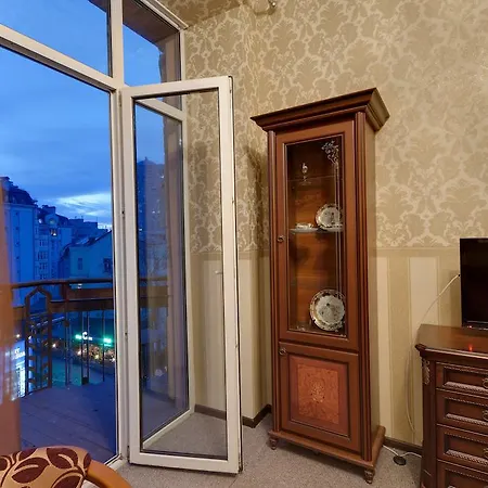 Pokrovsky Hotel Kiev